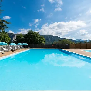 Ulvf Le Domaine De L'olivaie *** Gilette